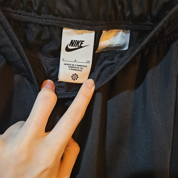Nike Sportswear women's fitted track suit - Picture 3 of 8